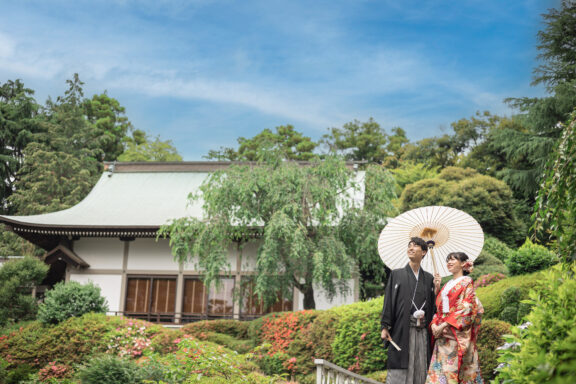 【期間限定】色鮮やかなツツジと新緑の庭園で撮影◆広大なロケーションフォトプラン