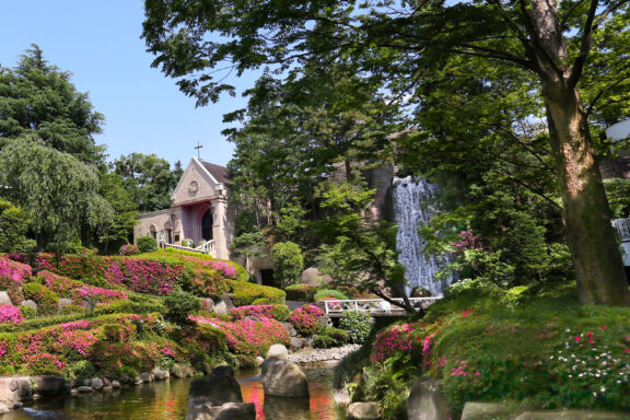 【期間限定】緑豊かな新緑・紅葉の庭園で撮影◆広大なロケーションフォトプラン