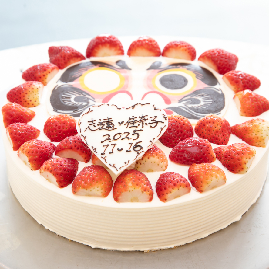 鯛の姿造りとホールケーキのオリジナルメニュー